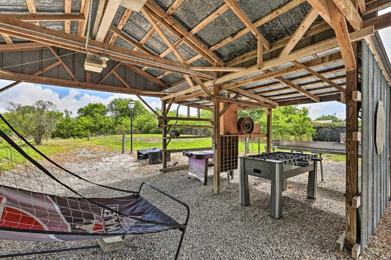 Authentic Clewiston Home With Outdoor Game Room מראה חיצוני תמונה